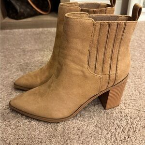 Women's Suede Ankle Bootie in Camel